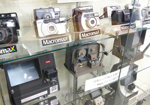 世界一記録の８ミリ編集機やコンパクトカメラ等歴史的製品も展示