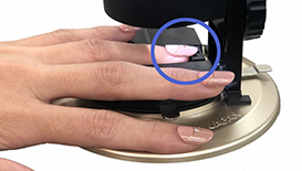 Stand unit that was improved so that users with long nails can observe their nailfold capillaries without damaging the long nails.
