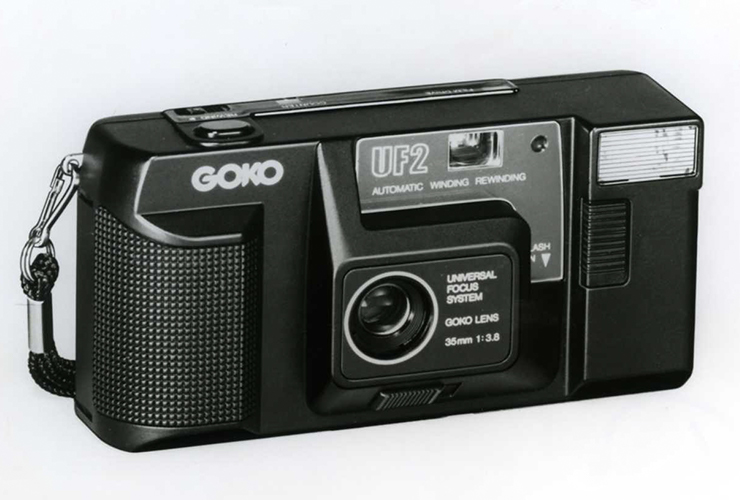 Compact Cameras