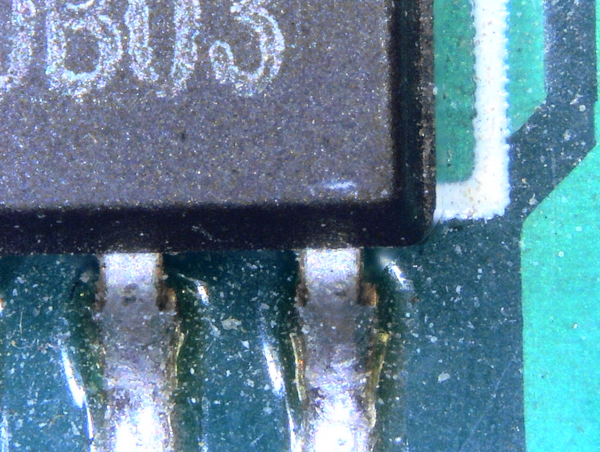 フォーカス合成後の画像（PCB基板）
